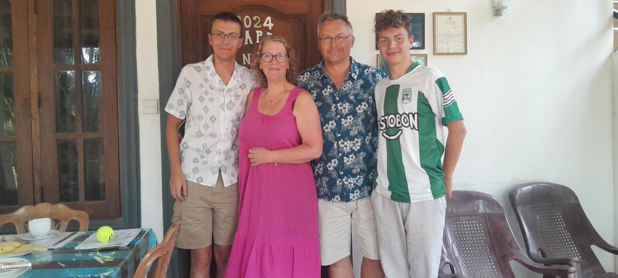 Liyara Home Stay Sigiriya Ngoại thất bức ảnh