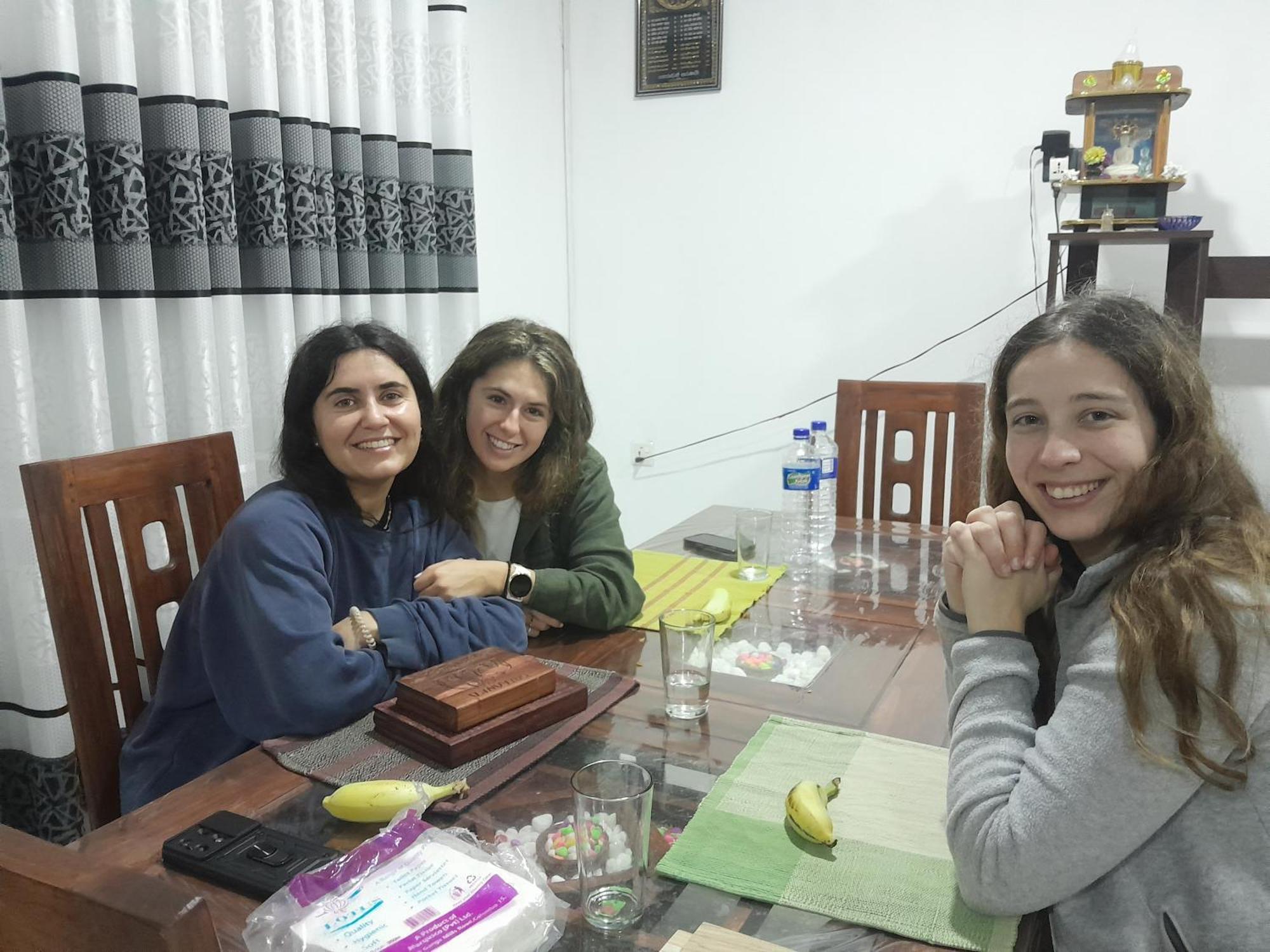Liyara Home Stay Sigiriya Ngoại thất bức ảnh