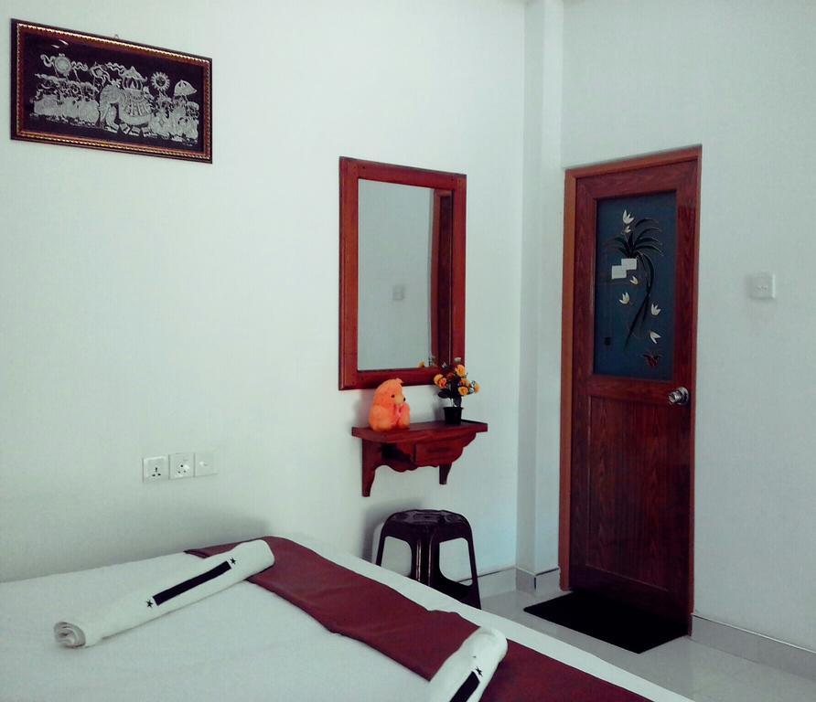 Liyara Home Stay Sigiriya Ngoại thất bức ảnh