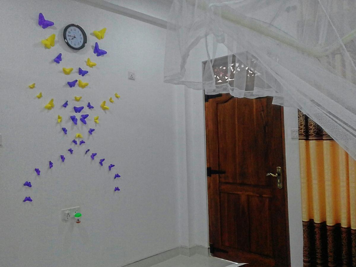 Liyara Home Stay Sigiriya Ngoại thất bức ảnh